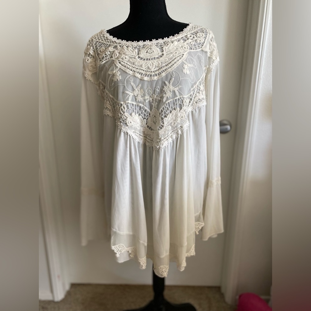 Lace white sleeve blouse 3X